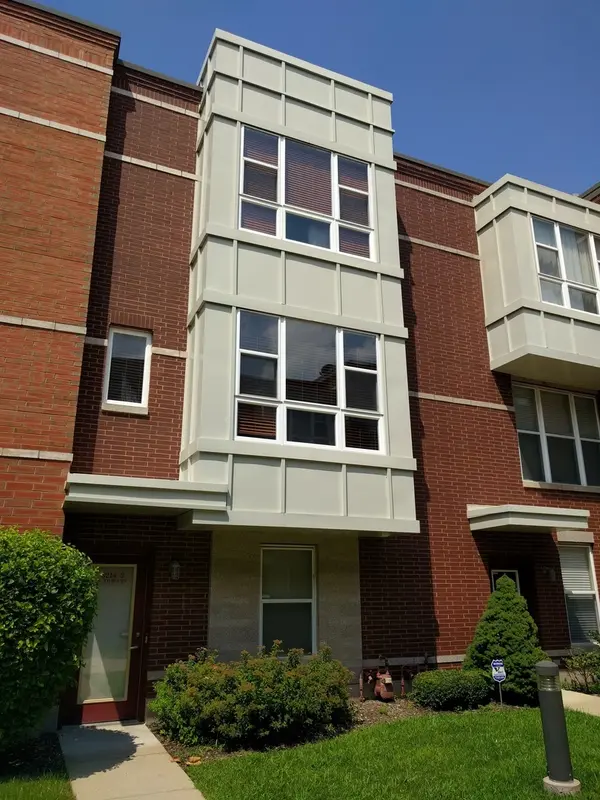 3214 N Kilbourn AVE #3, Chicago, IL 60641