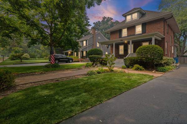 1538 Oakwood AVE, Highland Park, IL 60035