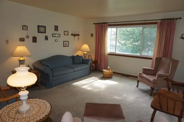 420 Sassafras Drive, Valparaiso, IN 46385