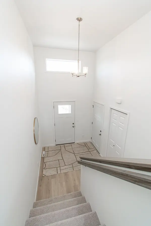 6807 Belding Drive South, Fargo, ND 58104