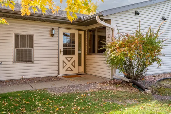 749 Pondhurst CIR, Amery, WI 54001