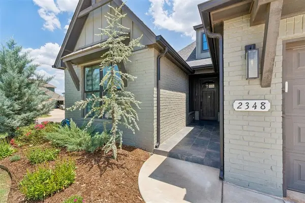 2348 Preserve Edge DR, Edmond, OK 73034