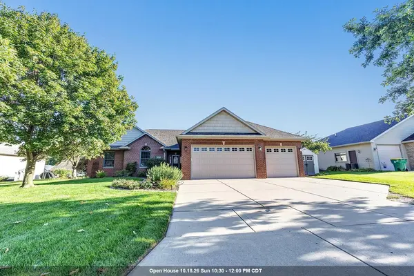 3551 GLEN ABBEY DR, Green Bay, WI 54311