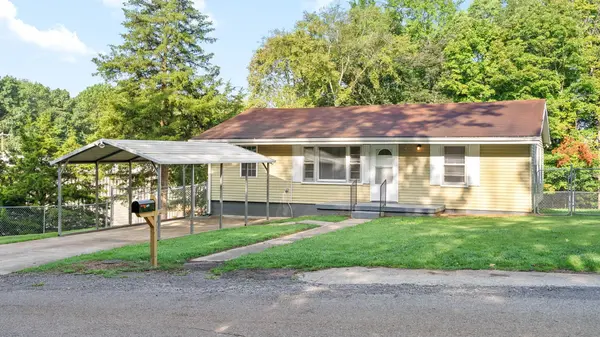 240 Robert St, Clarksville, TN 37040