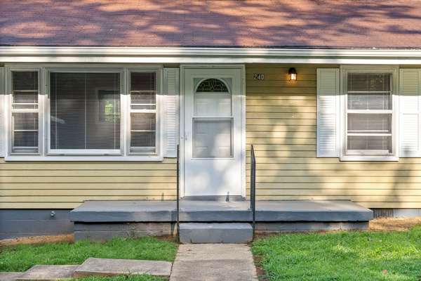 240 Robert St, Clarksville, TN 37040