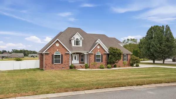 72 Creekside Dr, Manchester, TN 37355