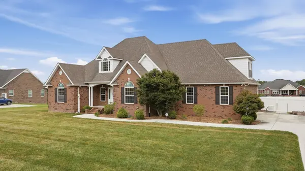 72 Creekside Dr, Manchester, TN 37355