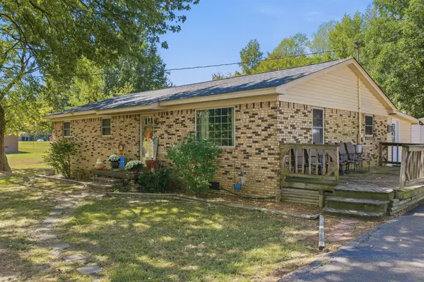 155 Haley St, Huntingdon, TN 38344