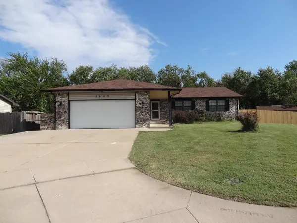 2049 S CAPRI CT., Wichita, KS 67207