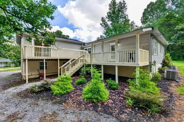 301 W Finger ST, Landrum, SC 29356