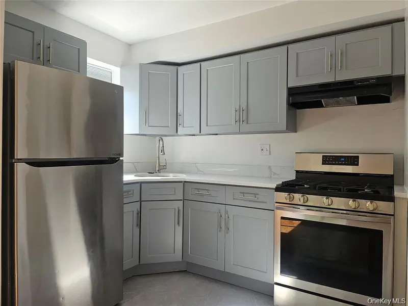 39-22 211th ST #2nd, Bayside, NY 11361