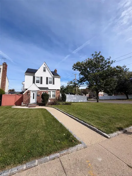 16945 23rd AVE, Whitestone, NY 11357
