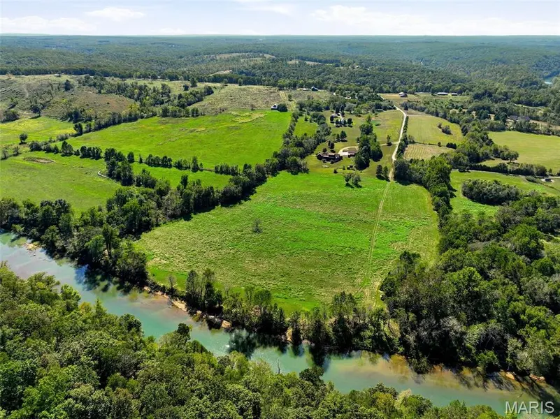 235 Highway Tt, Steelville, MO 65565