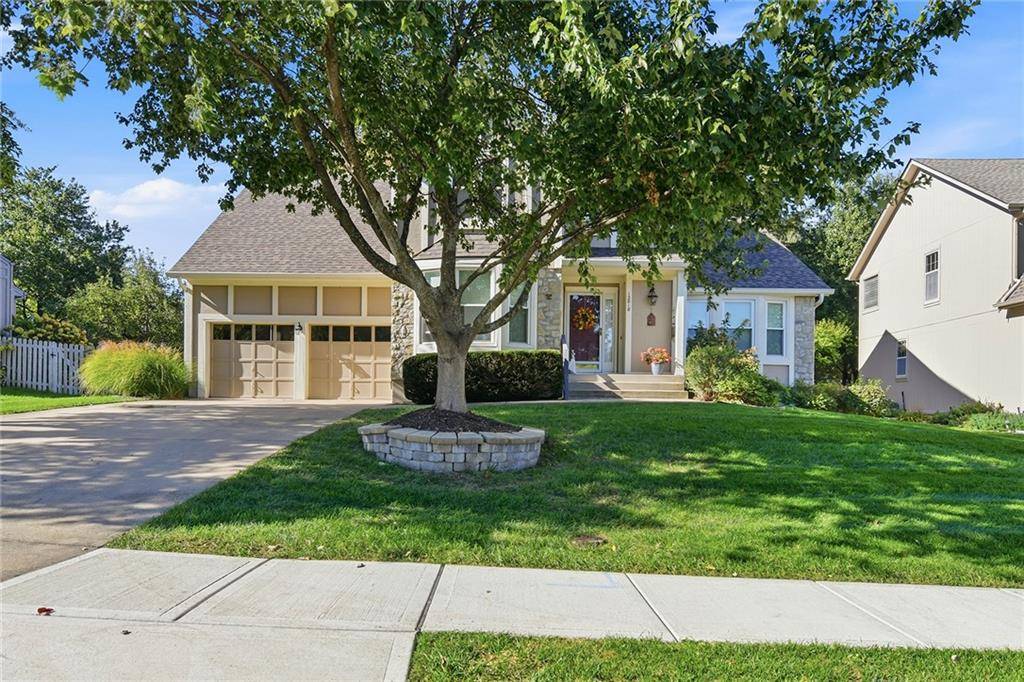 12818 Bond ST, Overland Park, KS 66213