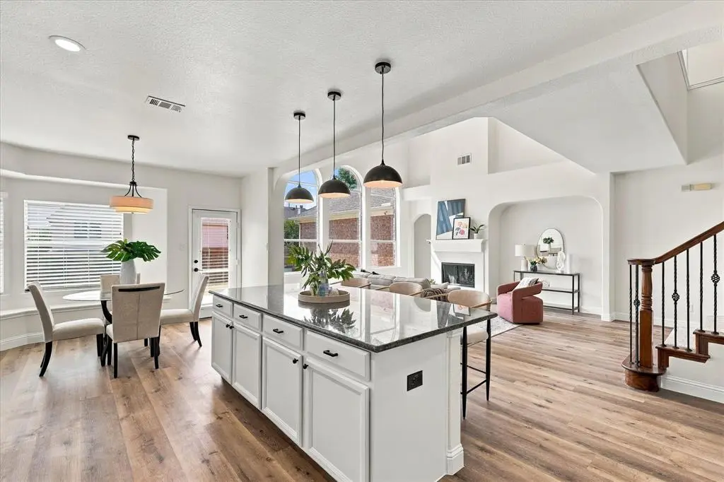 10236 Vintage Drive, Fort Worth, TX 76244
