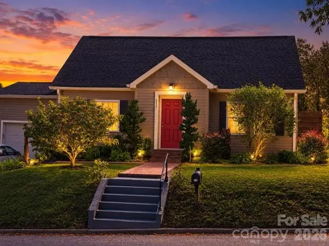 213 Erwin ST, Morganton, NC 28655