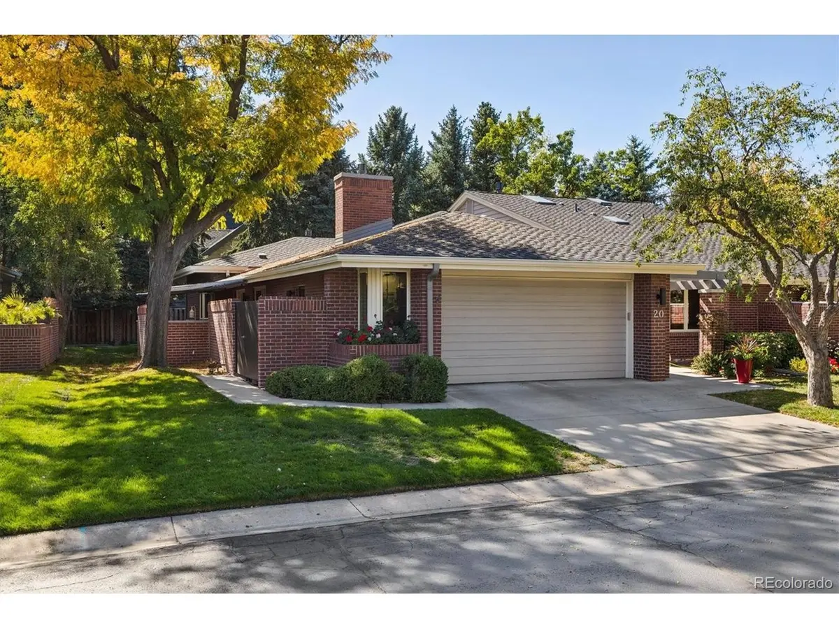 2552 E Alameda #20, Denver, CO 80209