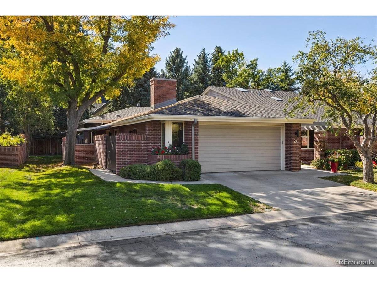 2552 E Alameda #20, Denver, CO 80209