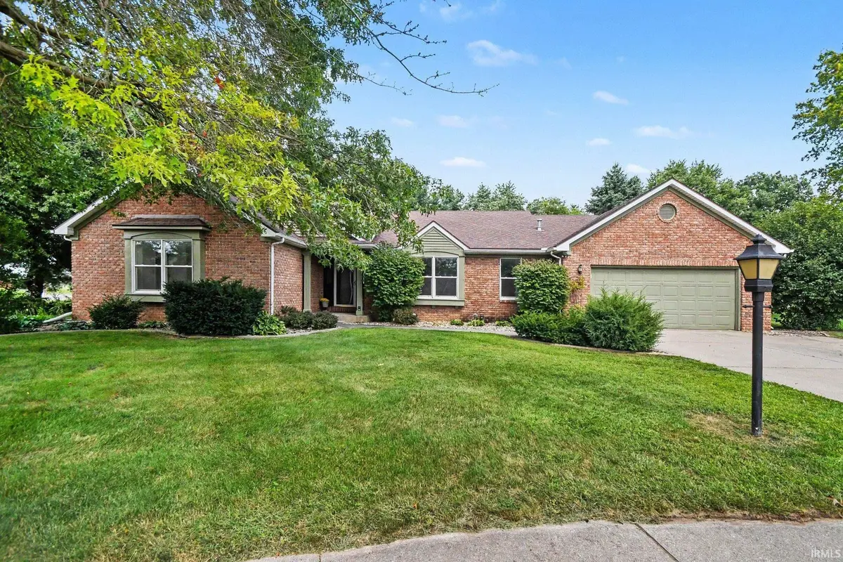 1402 Ashton CT, Goshen, IN 46526