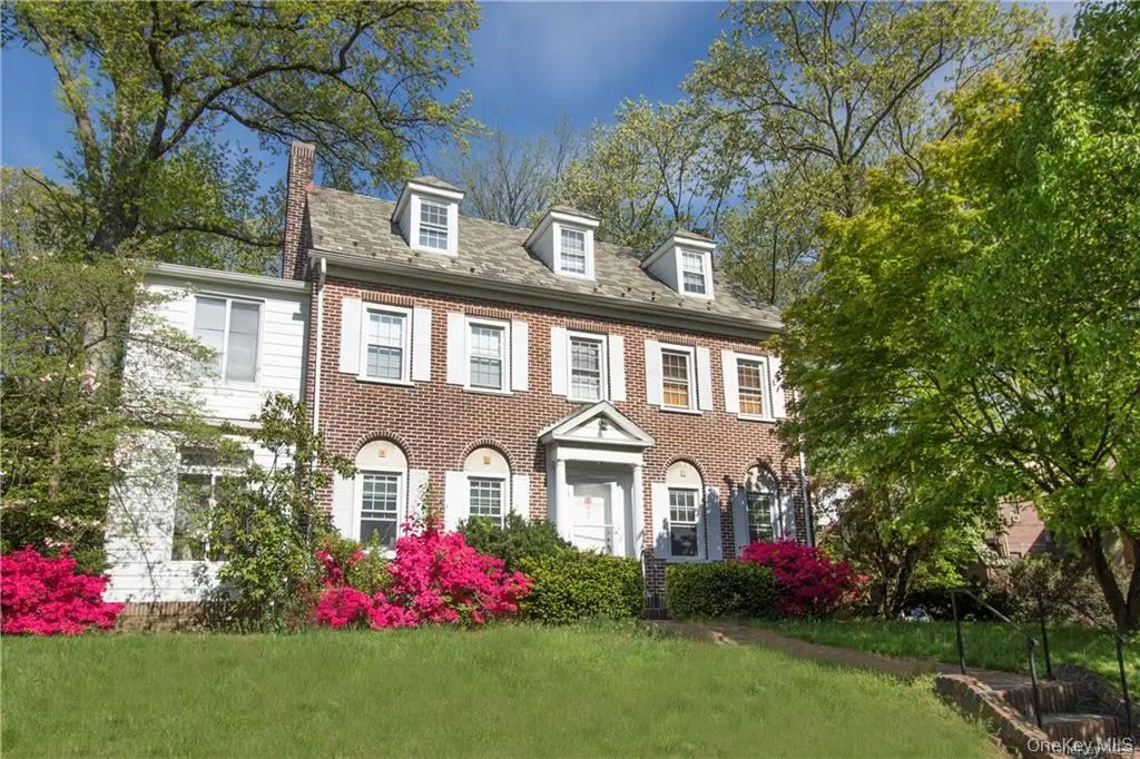 70 Frederick PL, Mount Vernon, NY 10552