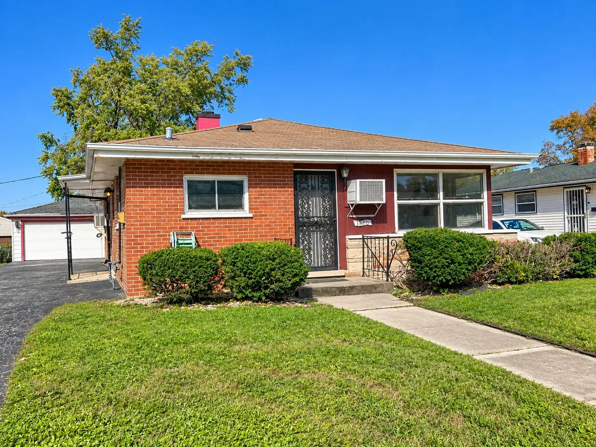 1848 W 167th ST, Markham, IL 60428