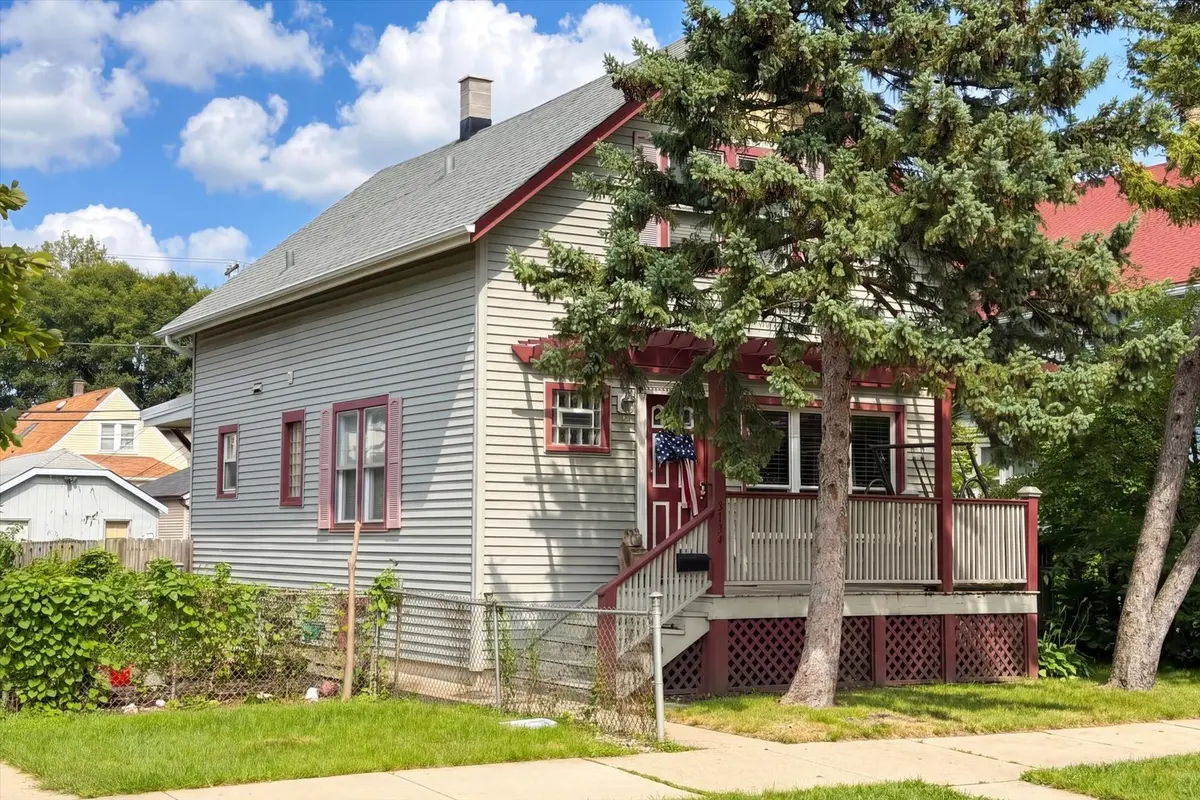 5134 W Ainslie ST, Chicago, IL 60630