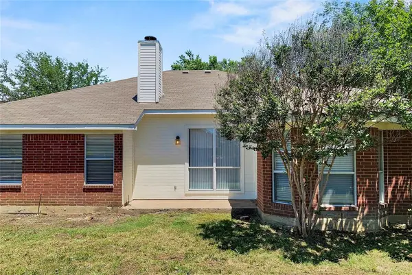8008 Mourning Dove Drive, Arlington, TX 76002
