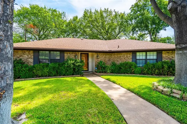 1903 Moody Court, Arlington, TX 76012