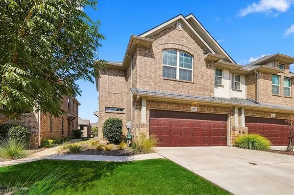 2737 Splendor Drive, Little Elm, TX 75068