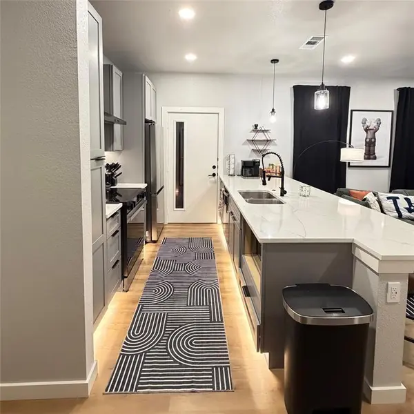 1654 Hudspeth Avenue, Dallas, TX 75216