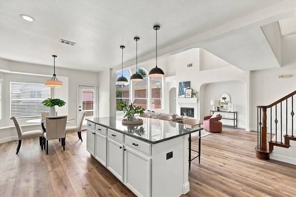 10236 Vintage Drive, Fort Worth, TX 76244