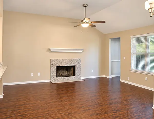 2200 Larston LN, Cedar Park, TX 78613