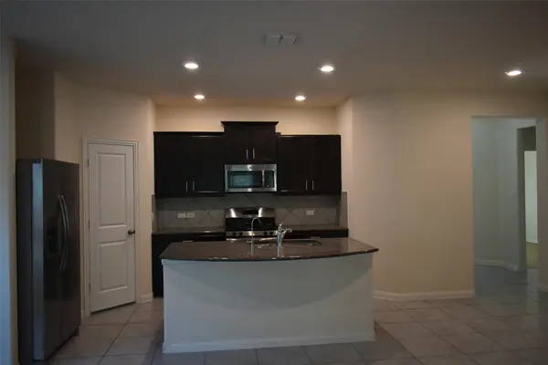 299 Shale CIR, Buda, TX 78610