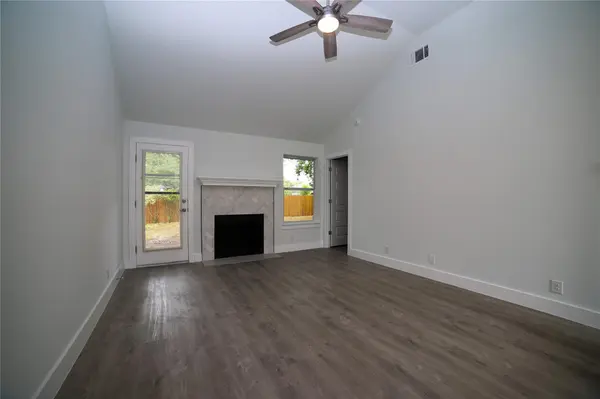 131 Stephen CT, Kyle, TX 78640
