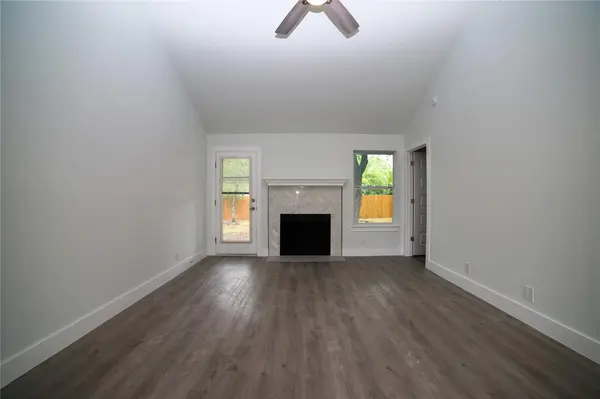 131 Stephen CT, Kyle, TX 78640
