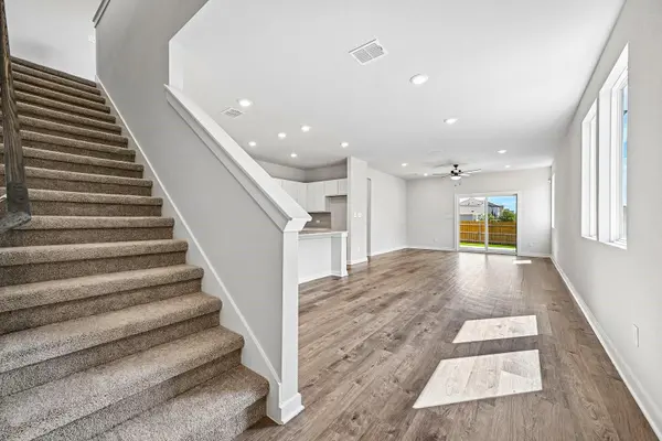 149 Hornet ST, Elgin, TX 78621