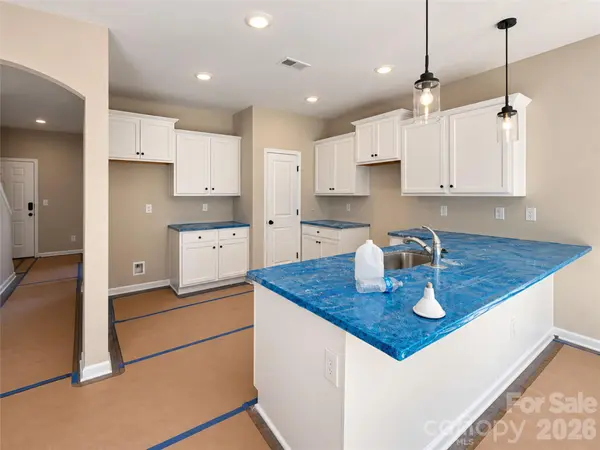 8925 Sawyer Run CT, Charlotte, NC 28215