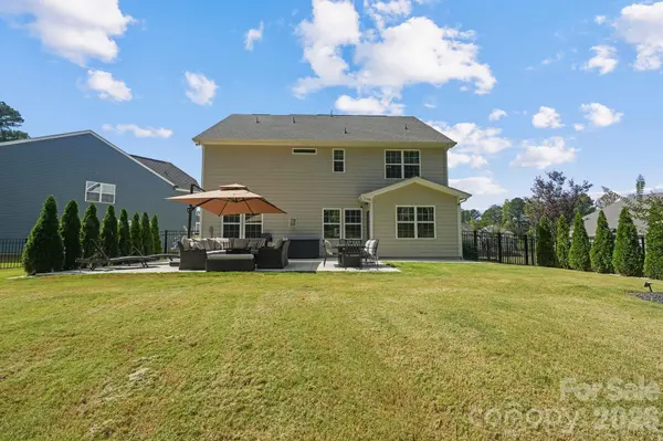 107 Hollywood CT, Troutman, NC 28166