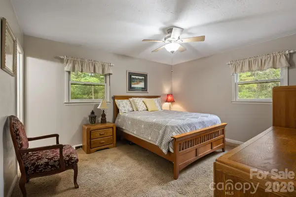 33 & 34 Grandview CT, Asheville, NC 28806