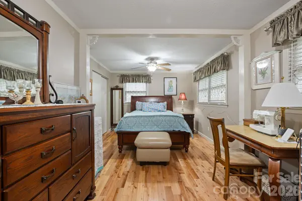 33 & 34 Grandview CT, Asheville, NC 28806