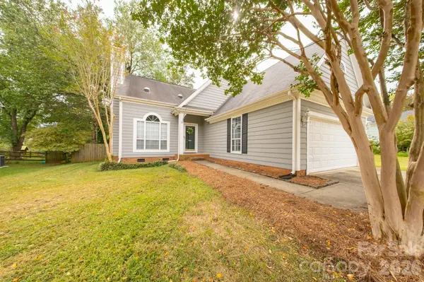 13836 Poppleton CT, Charlotte, NC 28273