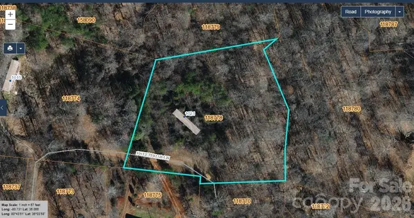 1021 Sweetbriar LN, Hamptonville, NC 27020