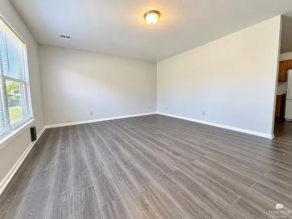 1423 Westwood BLVD, Junction City, KS 66441