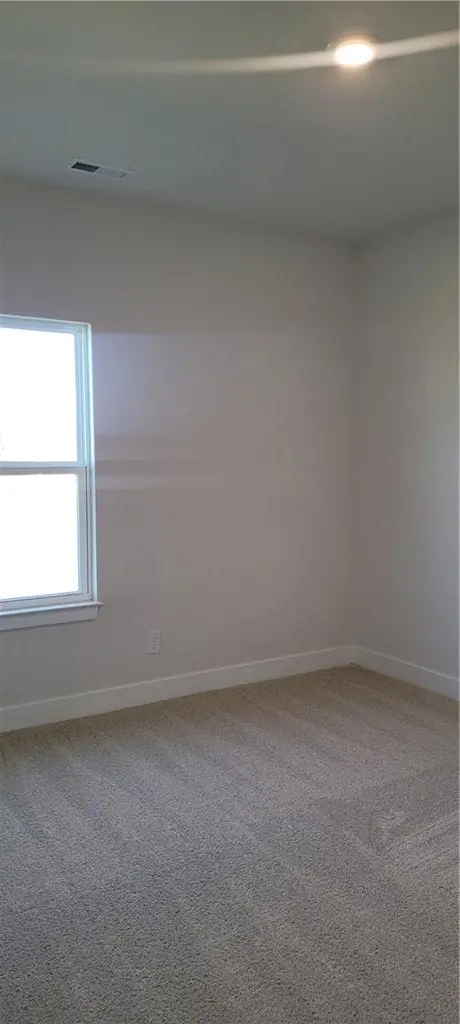 36425 W 102nd PL, De Soto, KS 66018