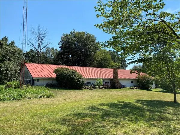 321 NW 1071st RD, Centerview, MO 64093