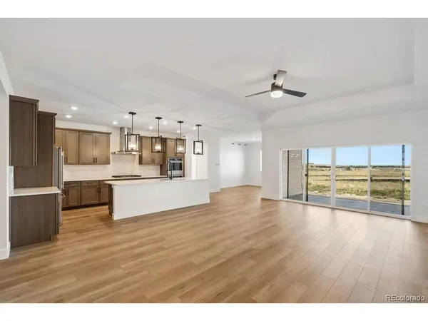 42977 Colonial, Elizabeth, CO 80107