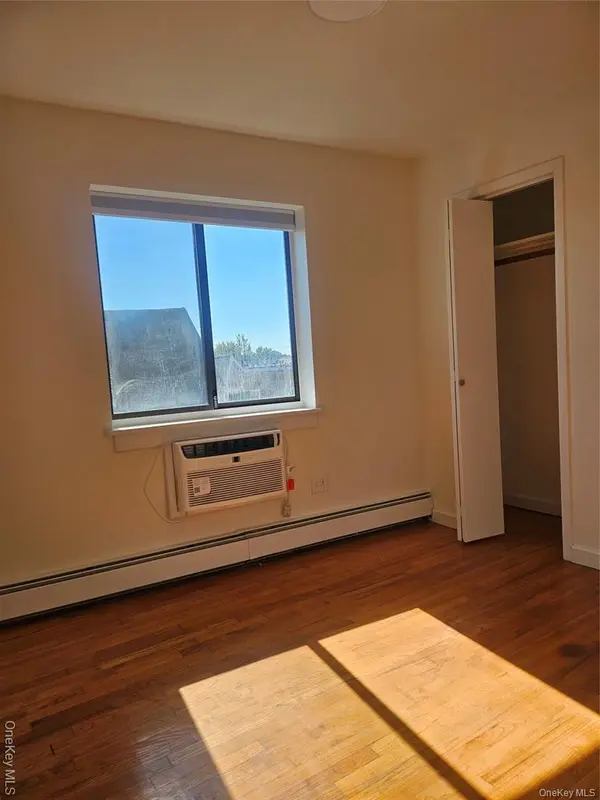 39-22 211th ST #2nd, Bayside, NY 11361