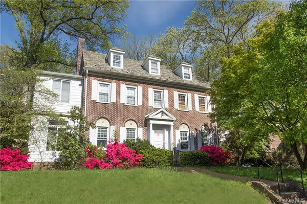 70 Frederick PL, Mount Vernon, NY 10552
