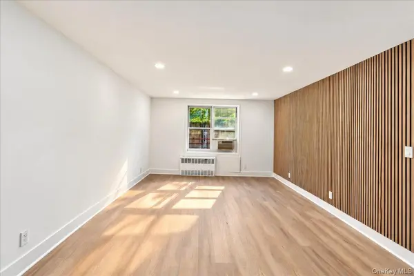 1296 Midland AVE #L2, Yonkers, NY 10704