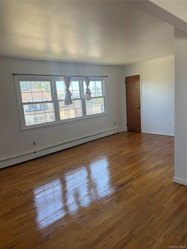 33 1 ST, East Rockaway, NY 11518